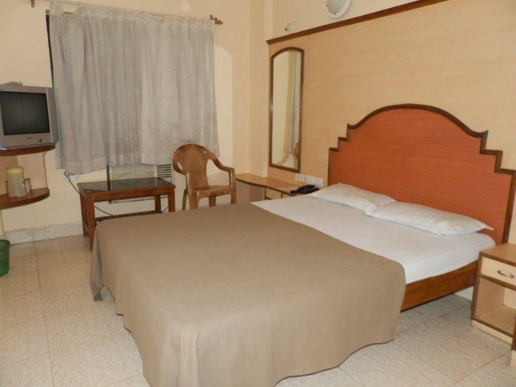 Hotel Shree Damodar Regency Мадгаон Екстериор снимка