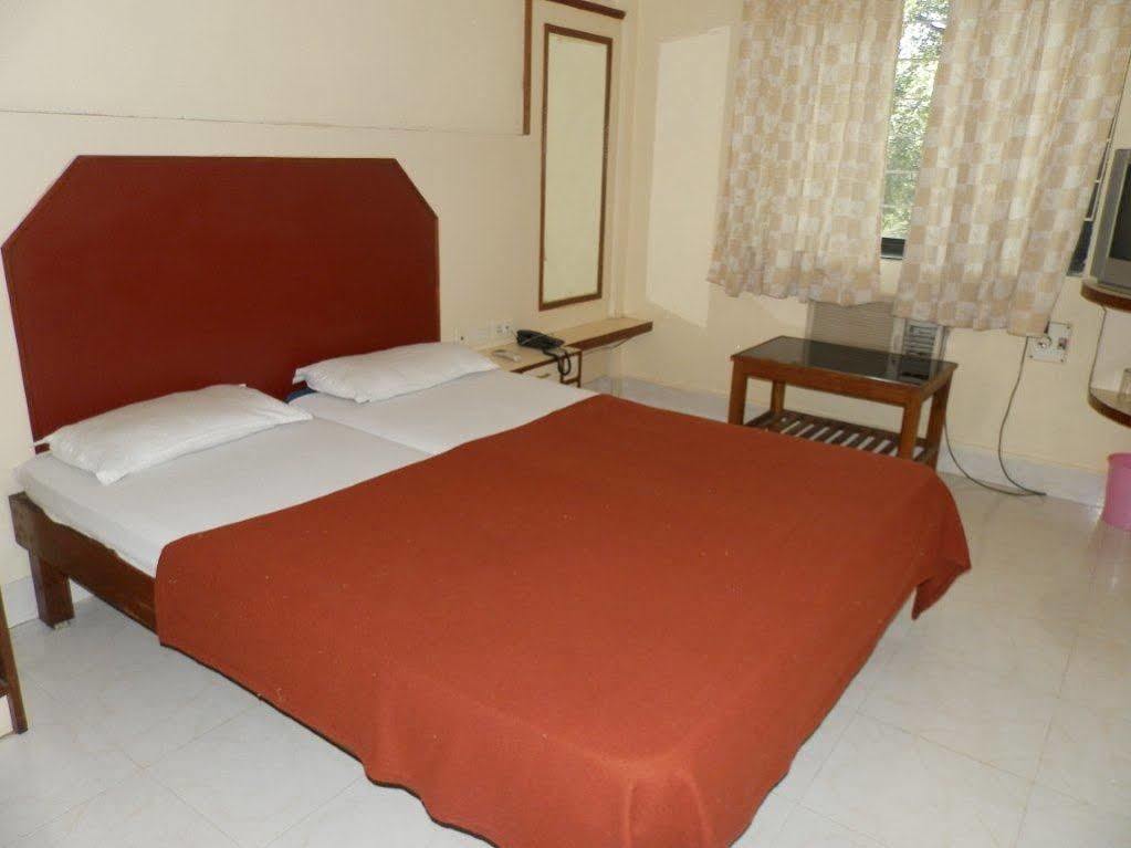 Hotel Shree Damodar Regency Мадгаон Екстериор снимка